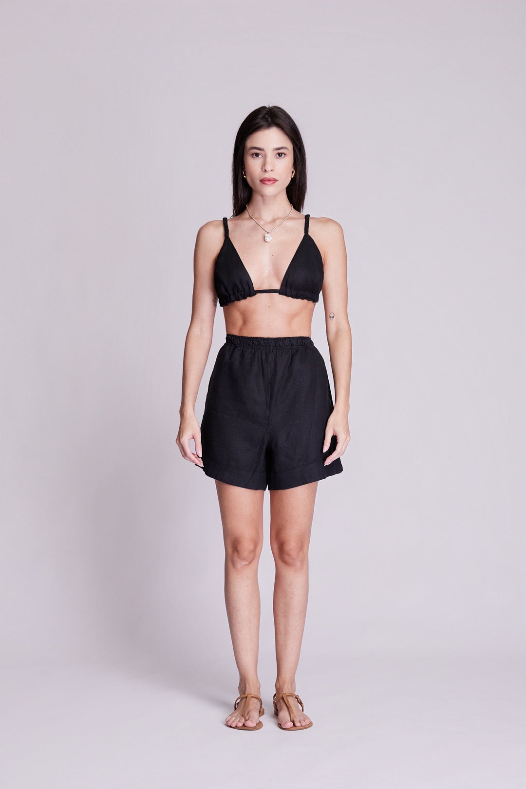 Shorts Cocar Linho Preto