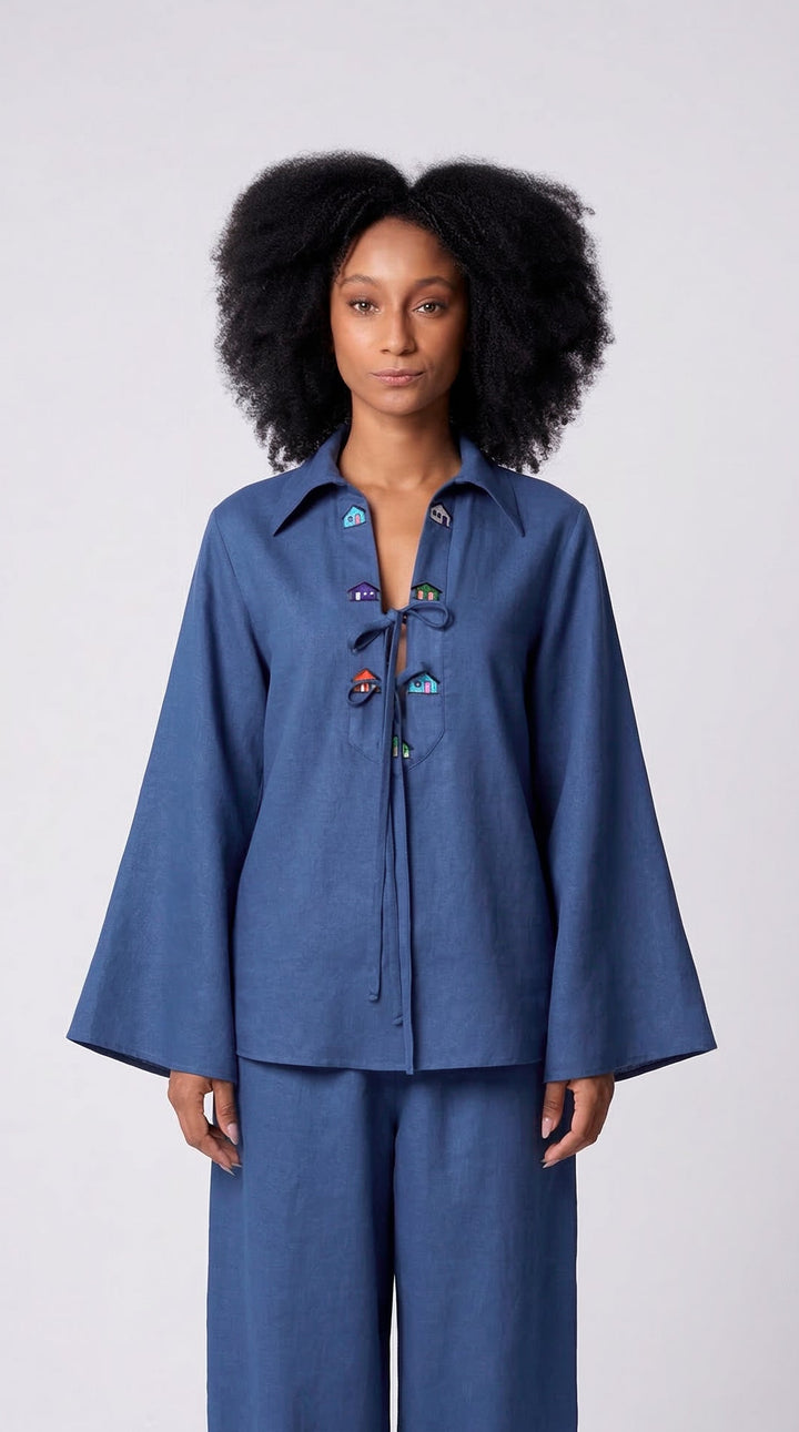 Bata Cotidiano Azul Índigo Bordado Casas