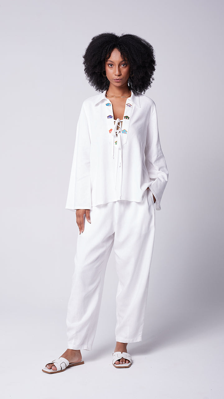 Bata Cotidiano Branca Bordado Casas