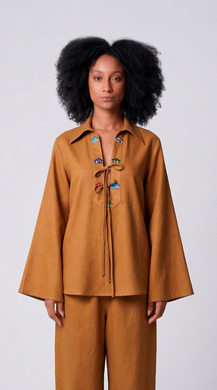 Bata Cotidiano Caramelo Bordado Casas