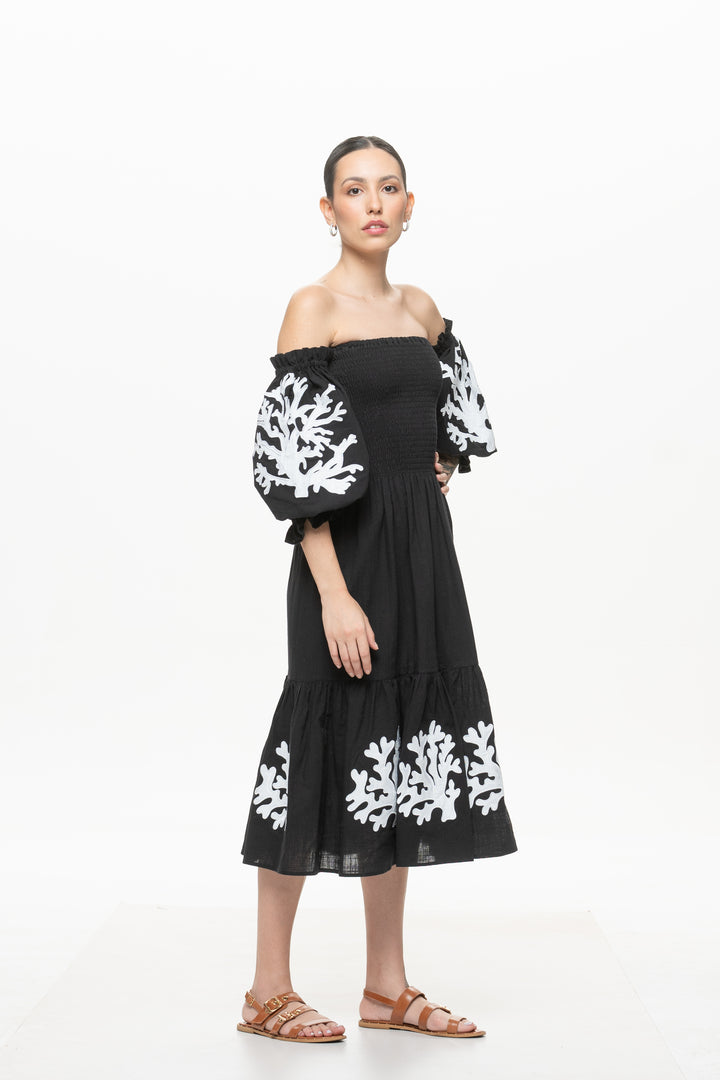 Vestido Lastex Maraú Preto com Bordado Branco