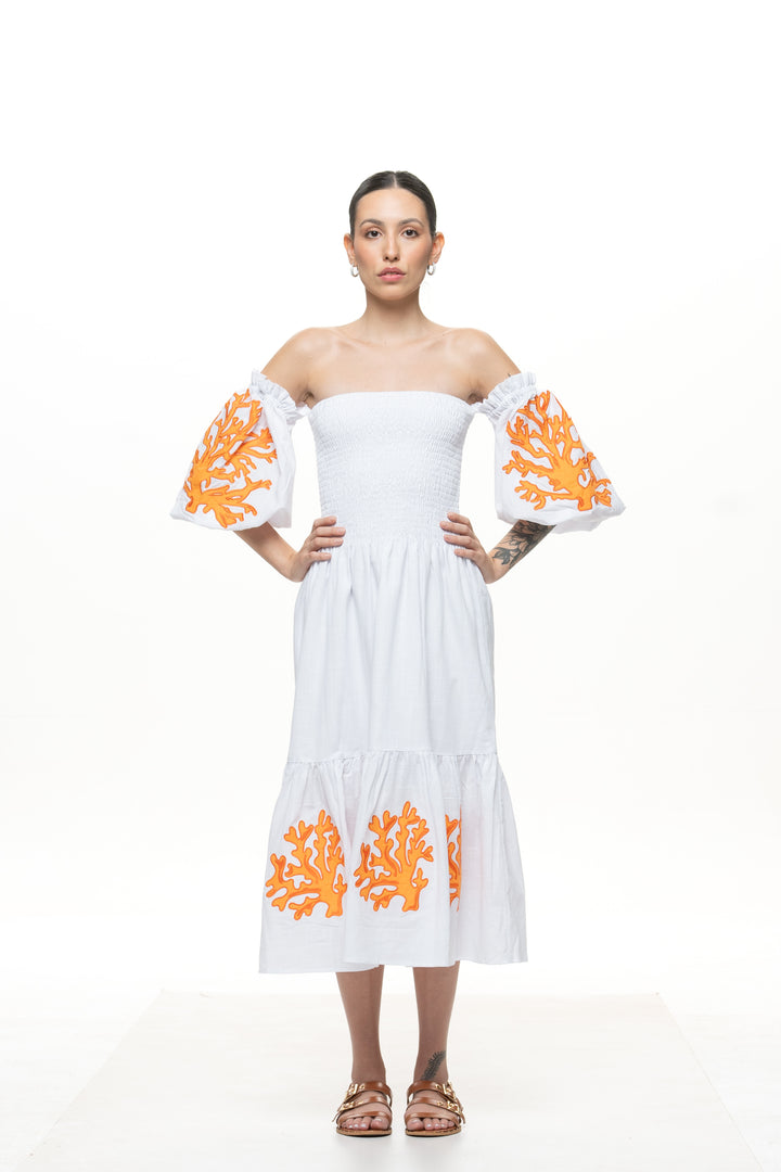 Vestido Lastex Maraú Branco com Bordado Laranja