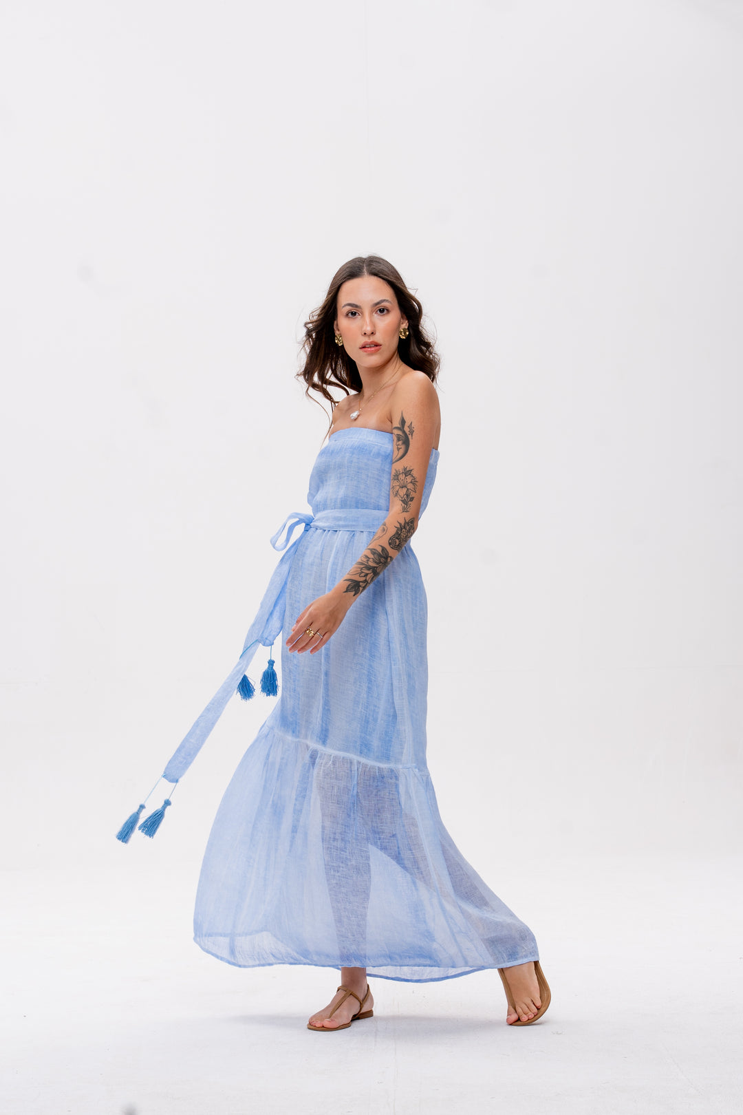 Vestido Tomara que Caia Brigite Gaze de Linho Azul Caribe