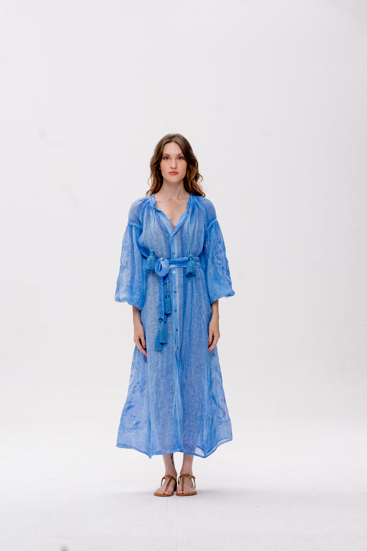 Vestido Nesga Brigite Gaze de Linho Azul Caribe Bordado Branco