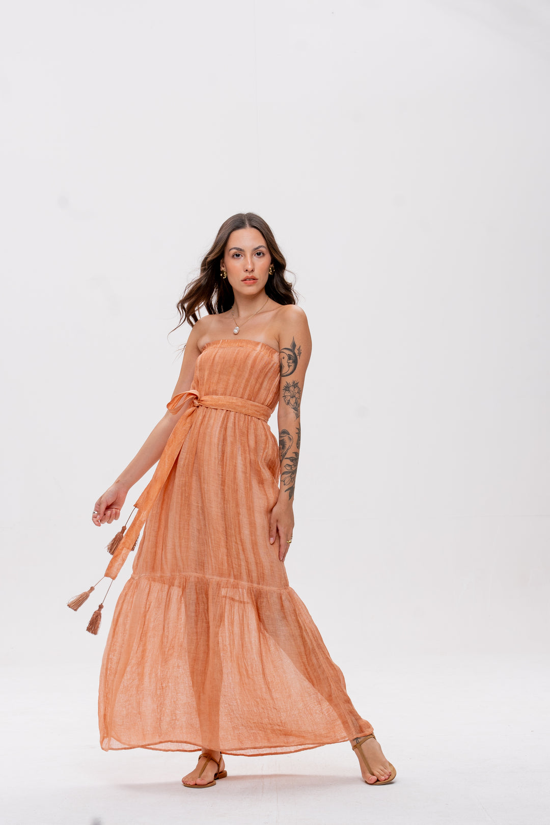 Vestido Tomara que Caia Brigite Gaze de Linho Avelã