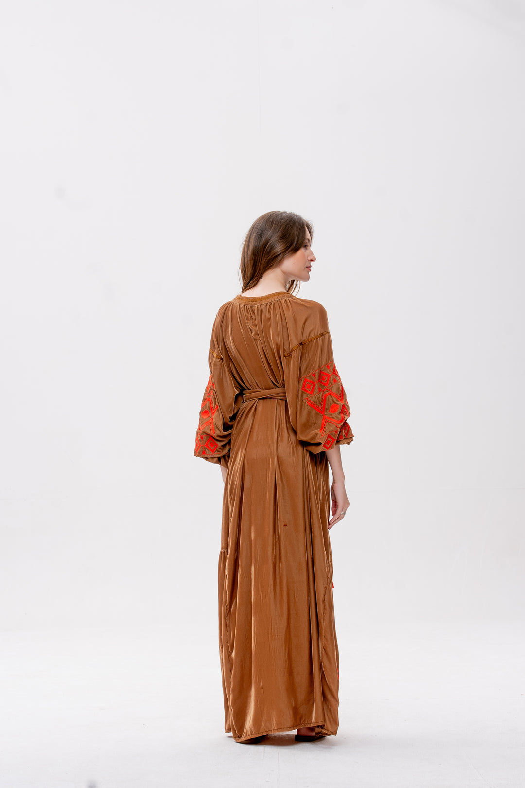 Vestido Dubai Marrom com Vermelho