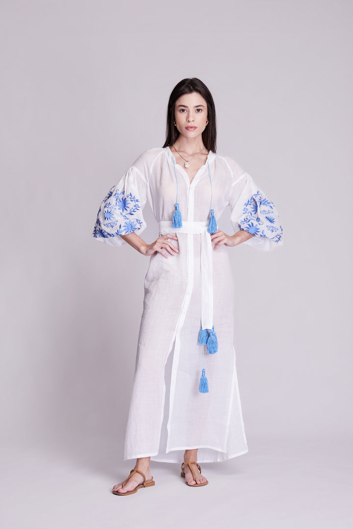 Vestido Chemise Afrodity Rami Branco Bordado Azul Caribe