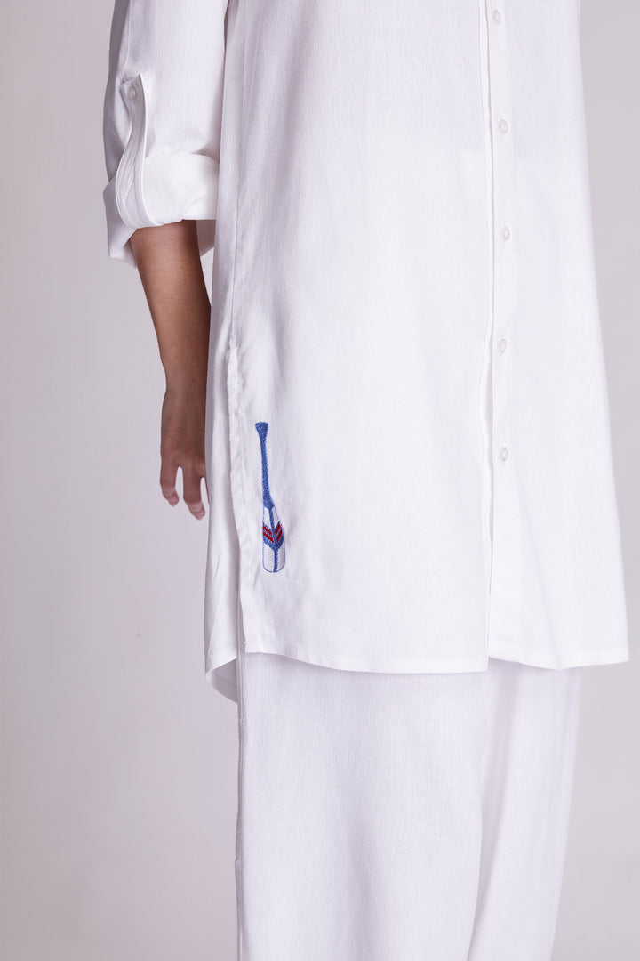 Camisa Long Cotidiano Branca Bordado Remo