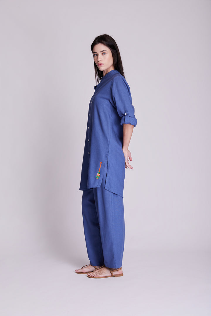 Camisa Long Cotidiano Azul Índigo Bordado Remo