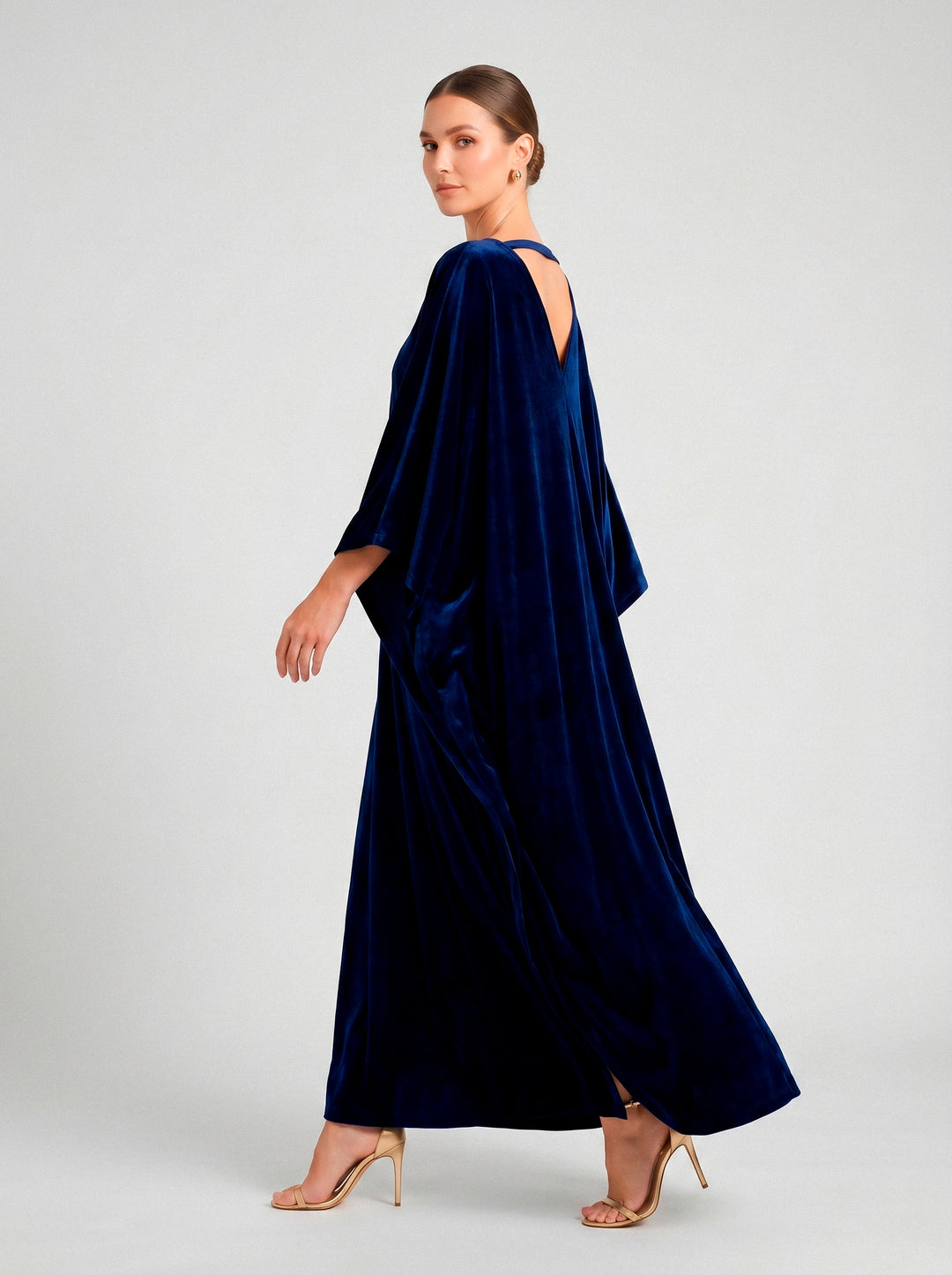 Kaftan Antonella Veludo Azul Marinho Bordado Dourado