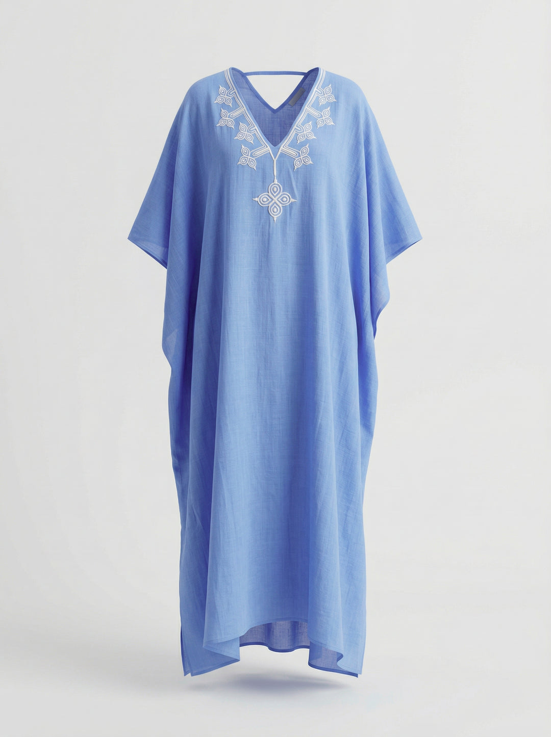 Kaftan Flora Rami Azul Bordado Branco