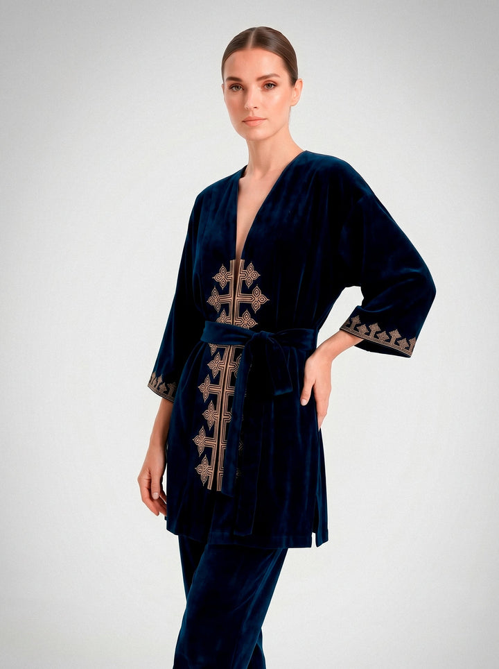 Kimono Antonella Veludo Azul Marinho Bordado Dourado