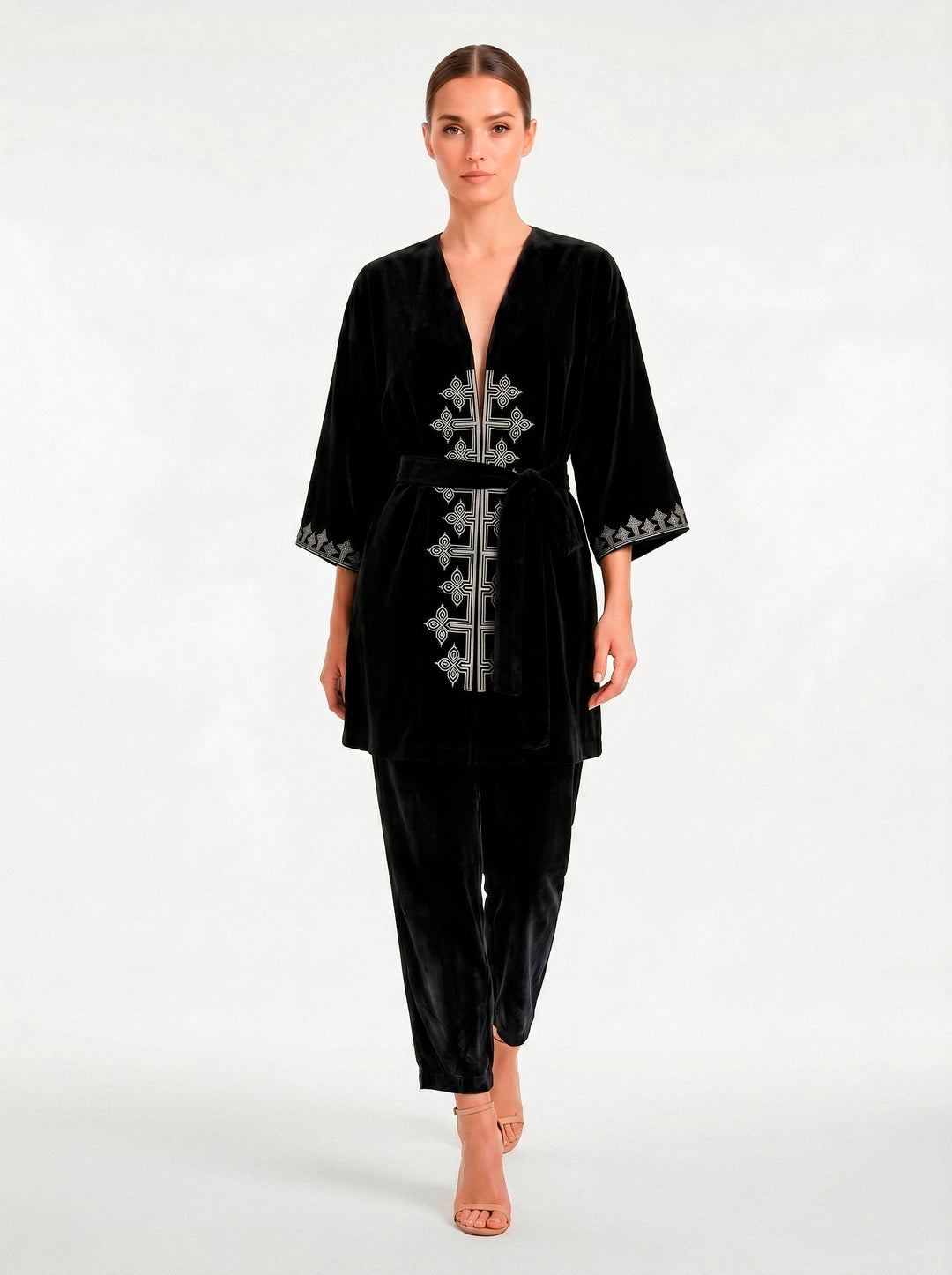 Kimono Antonella Veludo Preto Bordado Prata