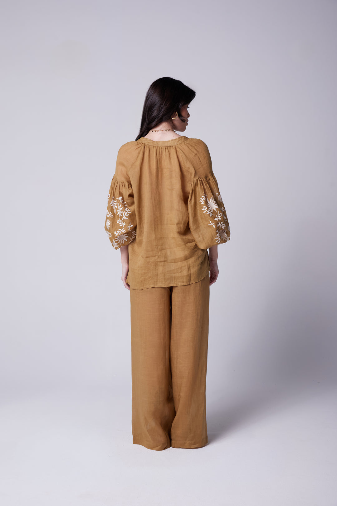 Calça Afrodity Rami Dourado