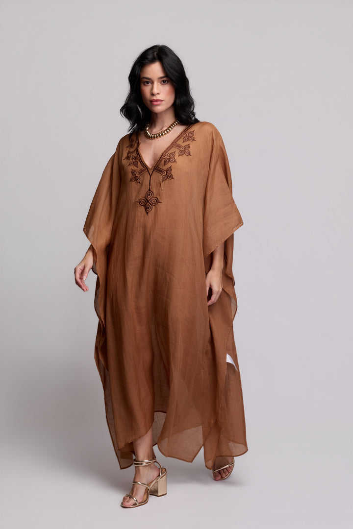Kaftan Flora Rami Marrom Bordado Marrom
