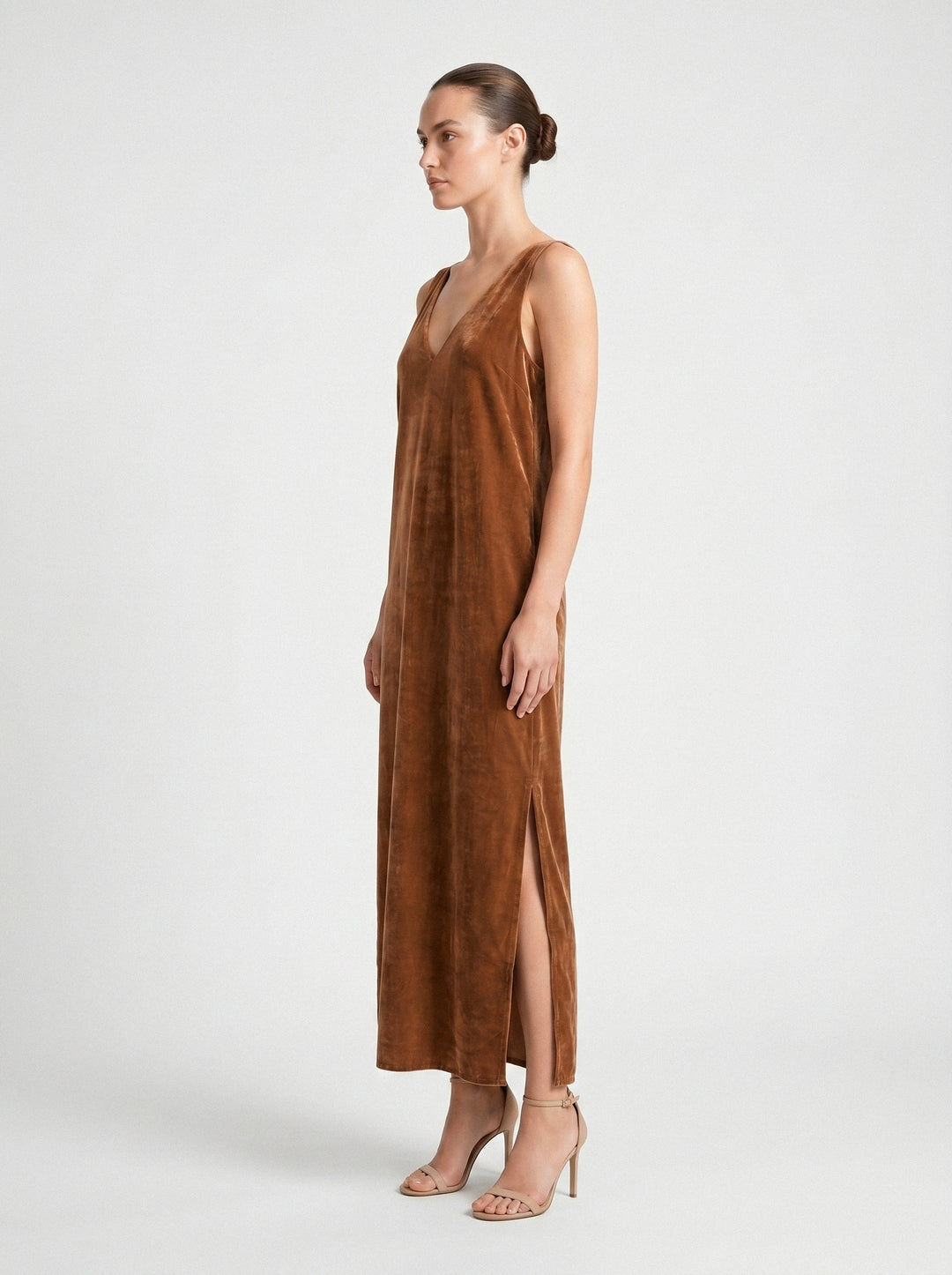 Vestido Regata Antonella Veludo Caramelo