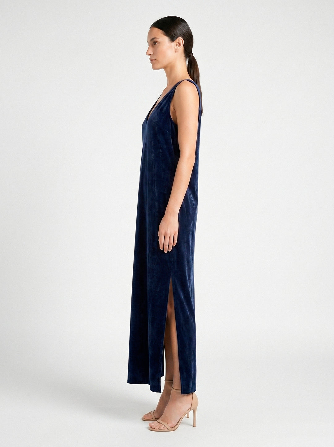Vestido Regata Antonella Veludo Azul Marinho