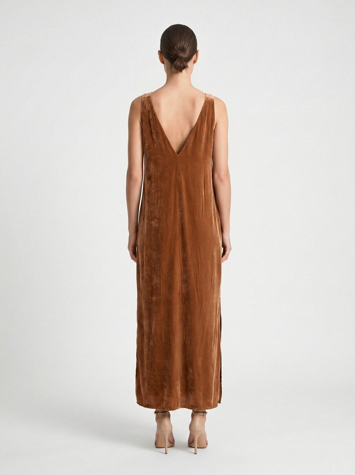Vestido Regata Antonella Veludo Caramelo
