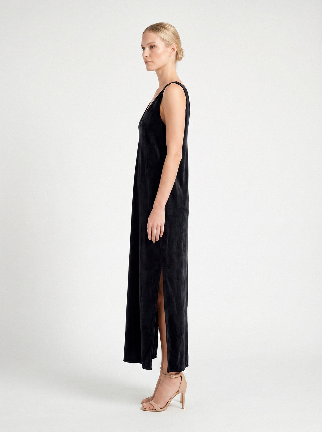 Vestido Regata Antonella Veludo Preto