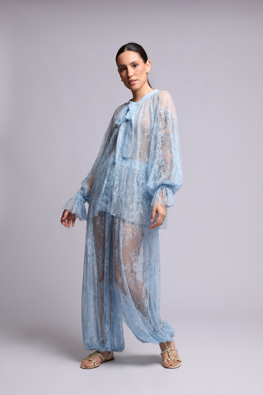 Calça Aladim Benedita Renda Chantilly Azul Claro