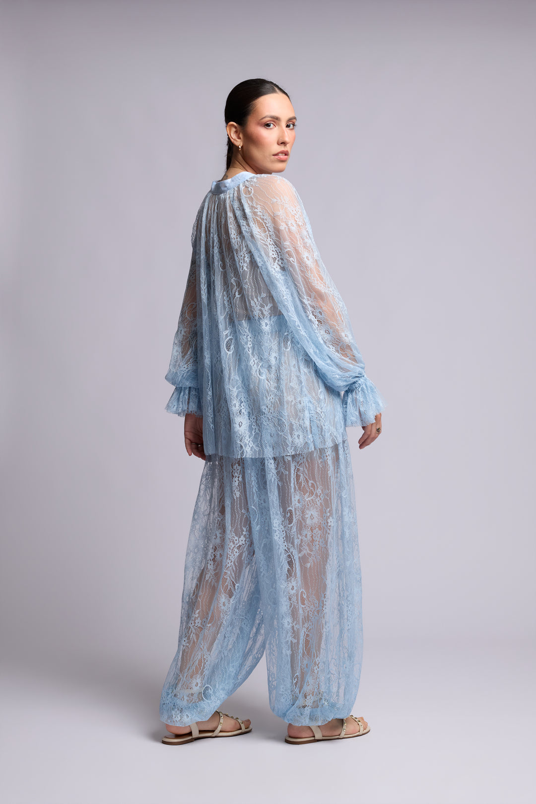 Calça Aladim Benedita Renda Chantilly Azul Claro